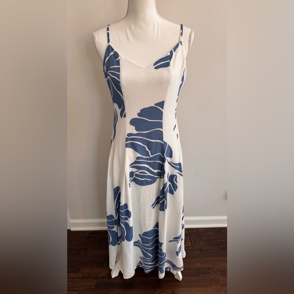 MSK White Midi Dress with Blue Floral Print